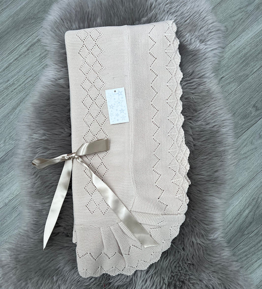 Beige Bow Blanket